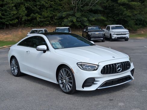 Used 2023 Mercedes-Benz E 450 Coupe image 11