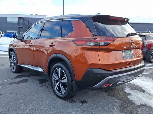 Certified 2023 Nissan Rogue SL w/ SL Premium Package image 6