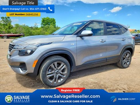Used 2023 Kia Seltos LX AWD/4WD image 1