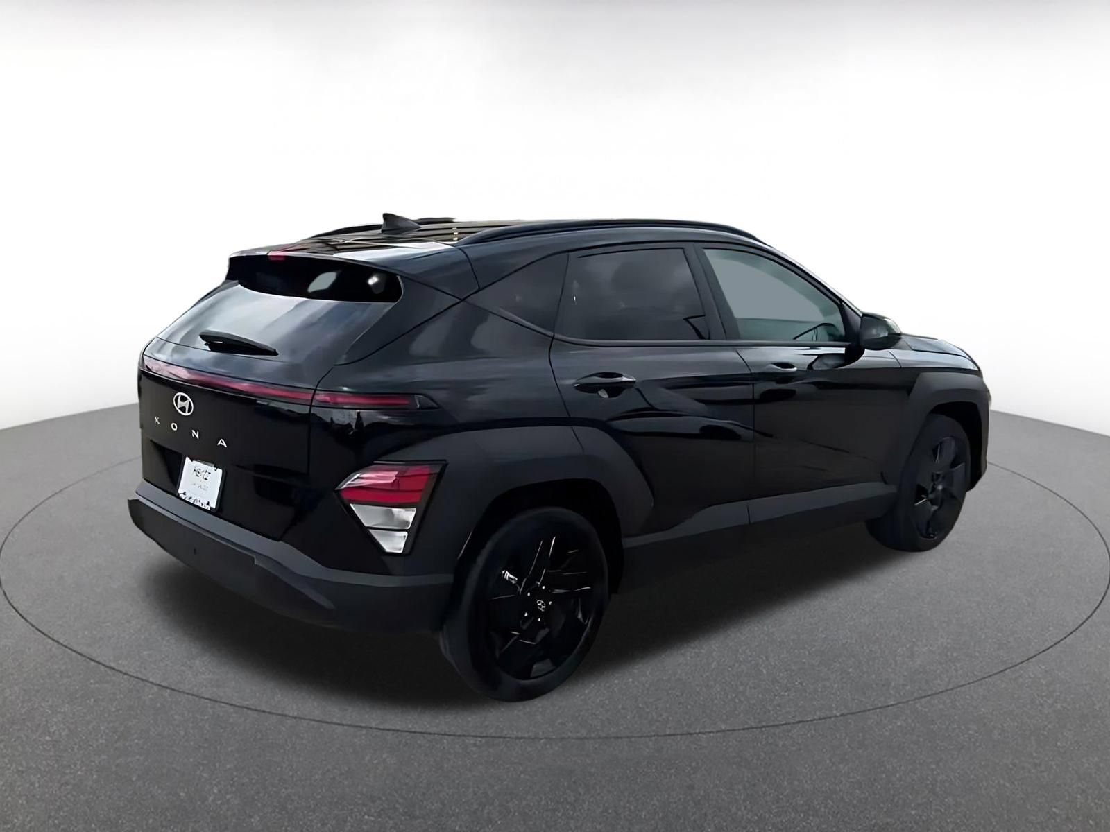 Used 2026 Hyundai Kona SEL Sport FWD image 14