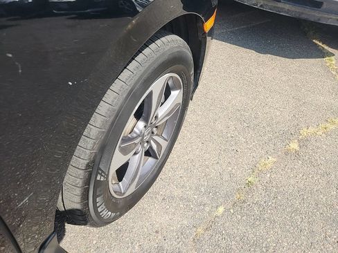 Used 2018 Honda Odyssey Touring image 16