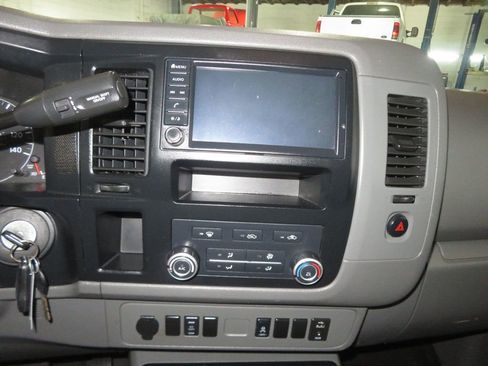 Used 2019 Nissan NV 2500 SV image 29