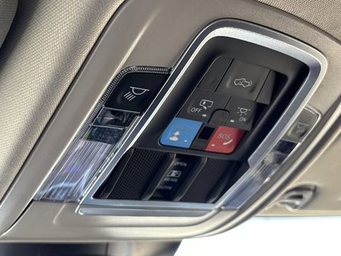 Used 2025 RAM 3500 Longhorn image 45