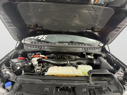 Used 2024 Ford F150 Platinum w/ FX4 Off-Road Package AWD/4WD image 7