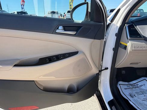 Used 2016 Hyundai Tucson Limited w/ Option Group 03 image 11