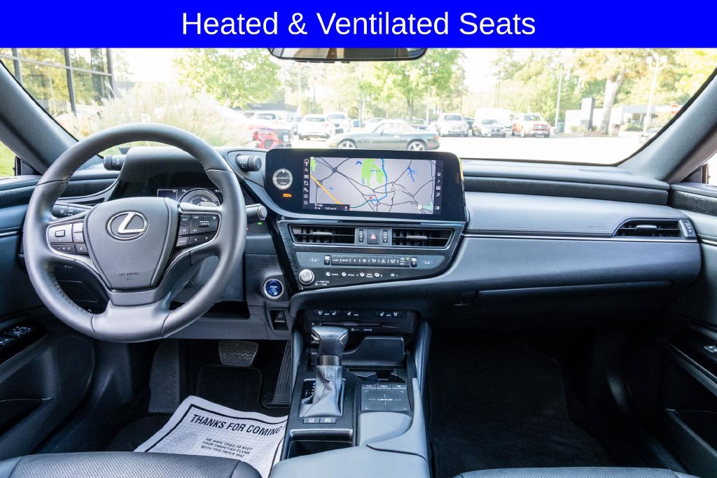Used 2022 Lexus ES 300h w/ Premium Package FWD image 16