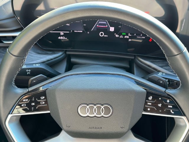 Certified 2025 Audi Q5 Premium AWD/4WD image 24