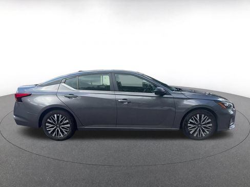 Used 2026 Nissan Altima 2.5 SV FWD image 16