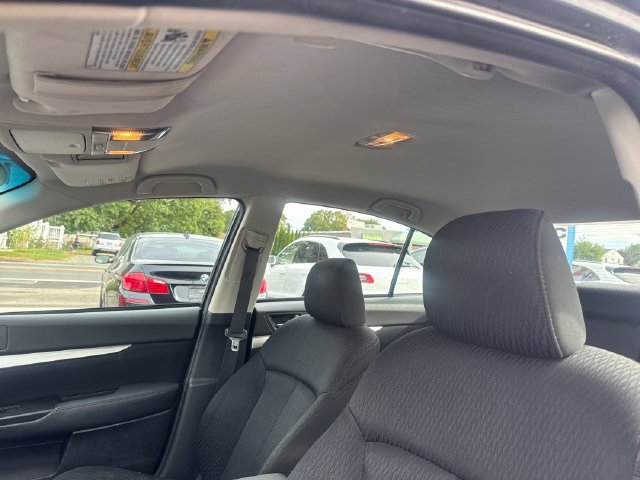 Used 2011 Subaru Legacy 2.5i Premium AWD/4WD image 20