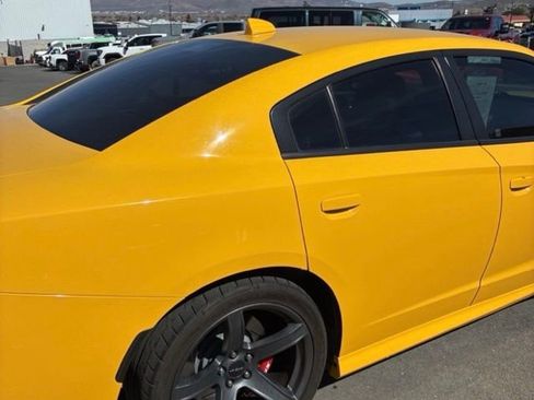 Used 2018 Dodge Charger SRT Hellcat image 4