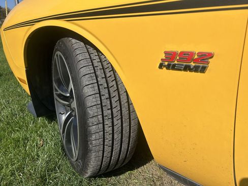 Used 2012 Dodge Challenger SRT8 Yellow Jacket w/ Premium Sound Group image 10