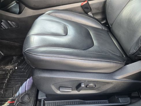 Used 2020 Ford Edge Titanium image 22