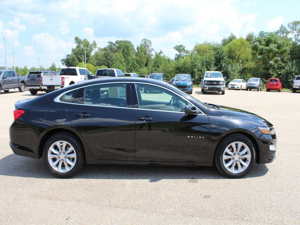 Used 2025 Chevrolet Malibu LT FWD image 6