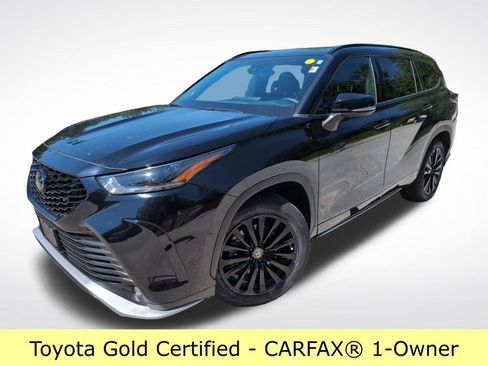 Certified 2024 Toyota Highlander XSE AWD/4WD image 1