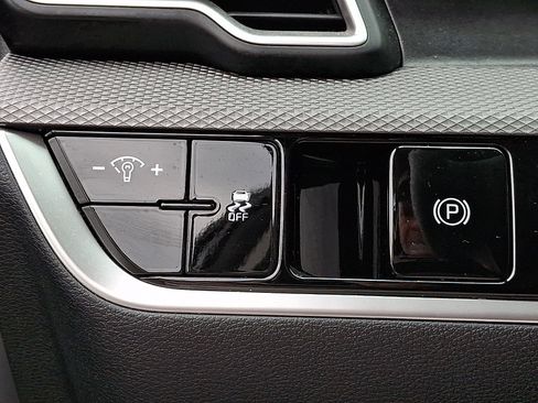 Used 2024 Kia Sportage LX AWD/4WD image 25