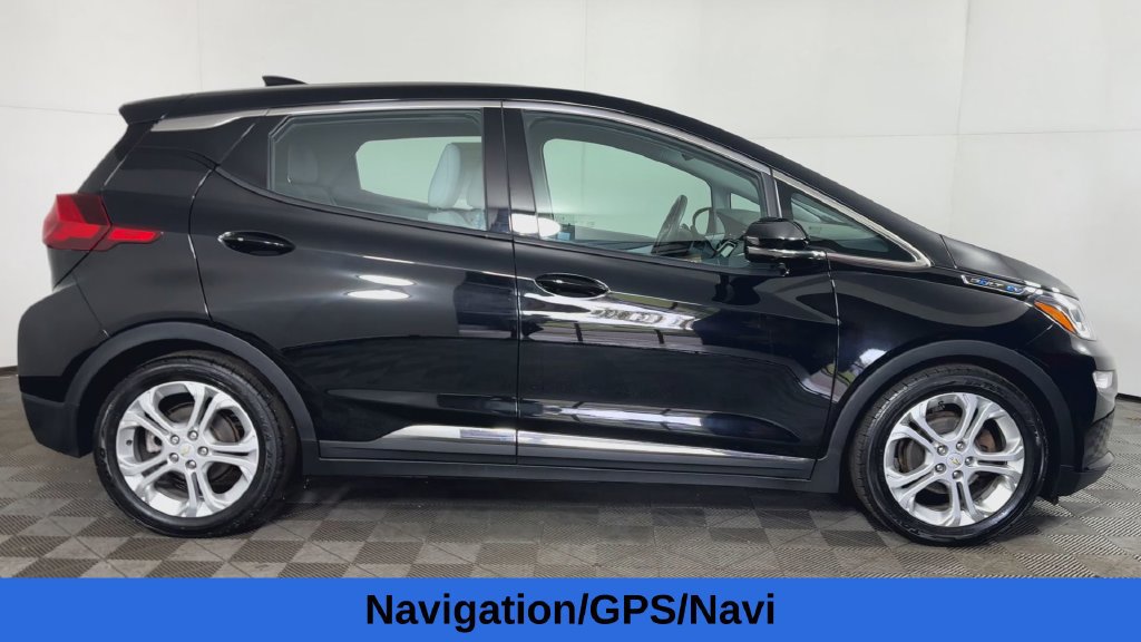 Used 2017 Chevrolet Bolt LT FWD image 3