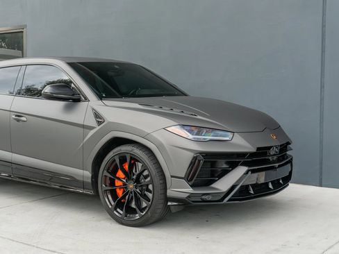 Used 2023 Lamborghini Urus S AWD/4WD image 39