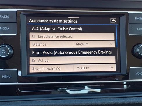 Used 2024 Volkswagen Jetta S image 9