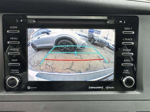 Used 2019 Toyota Sienna XLE image 24