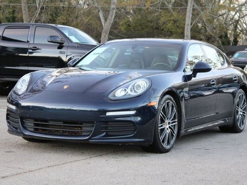 Used 2016 Porsche Panamera Edition image 3