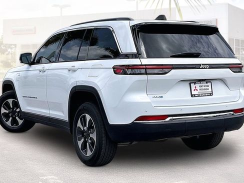 Used 2024 Jeep Grand Cherokee Limited 4xe AWD/4WD image 28