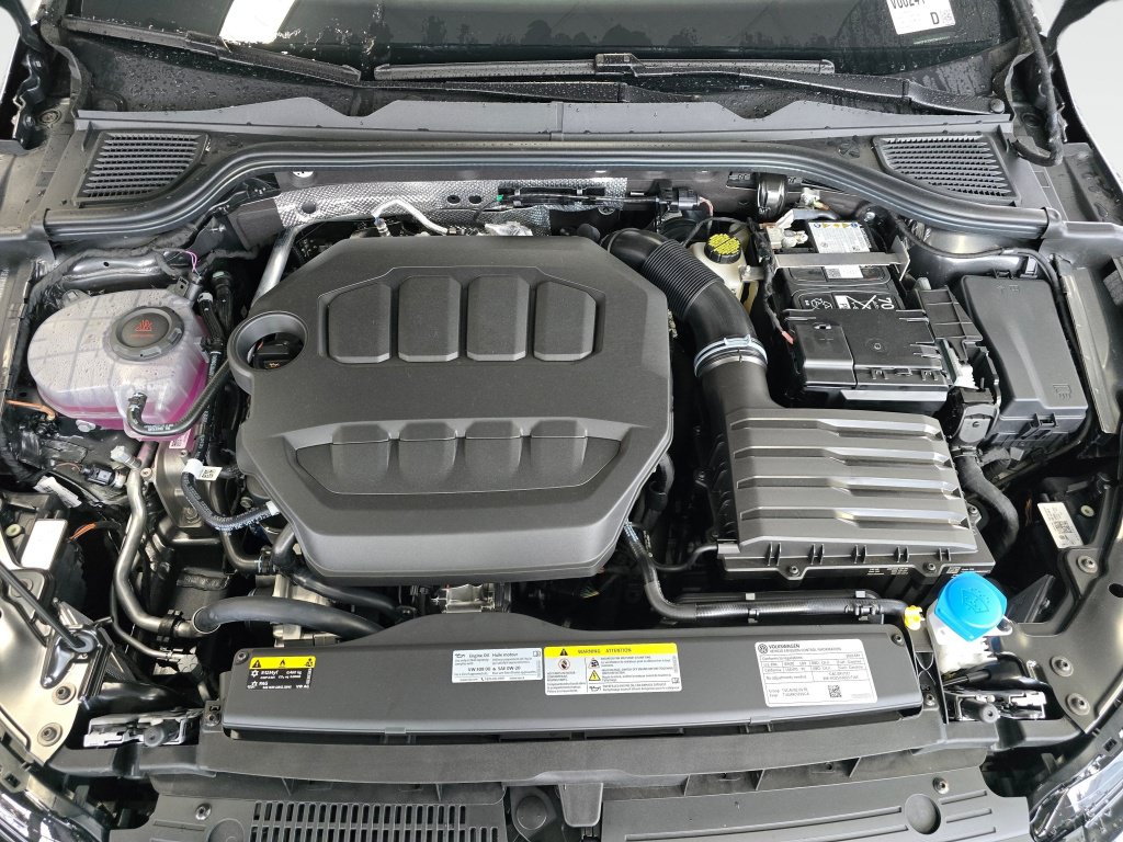 New 2026 Volkswagen GTI SE FWD image 12