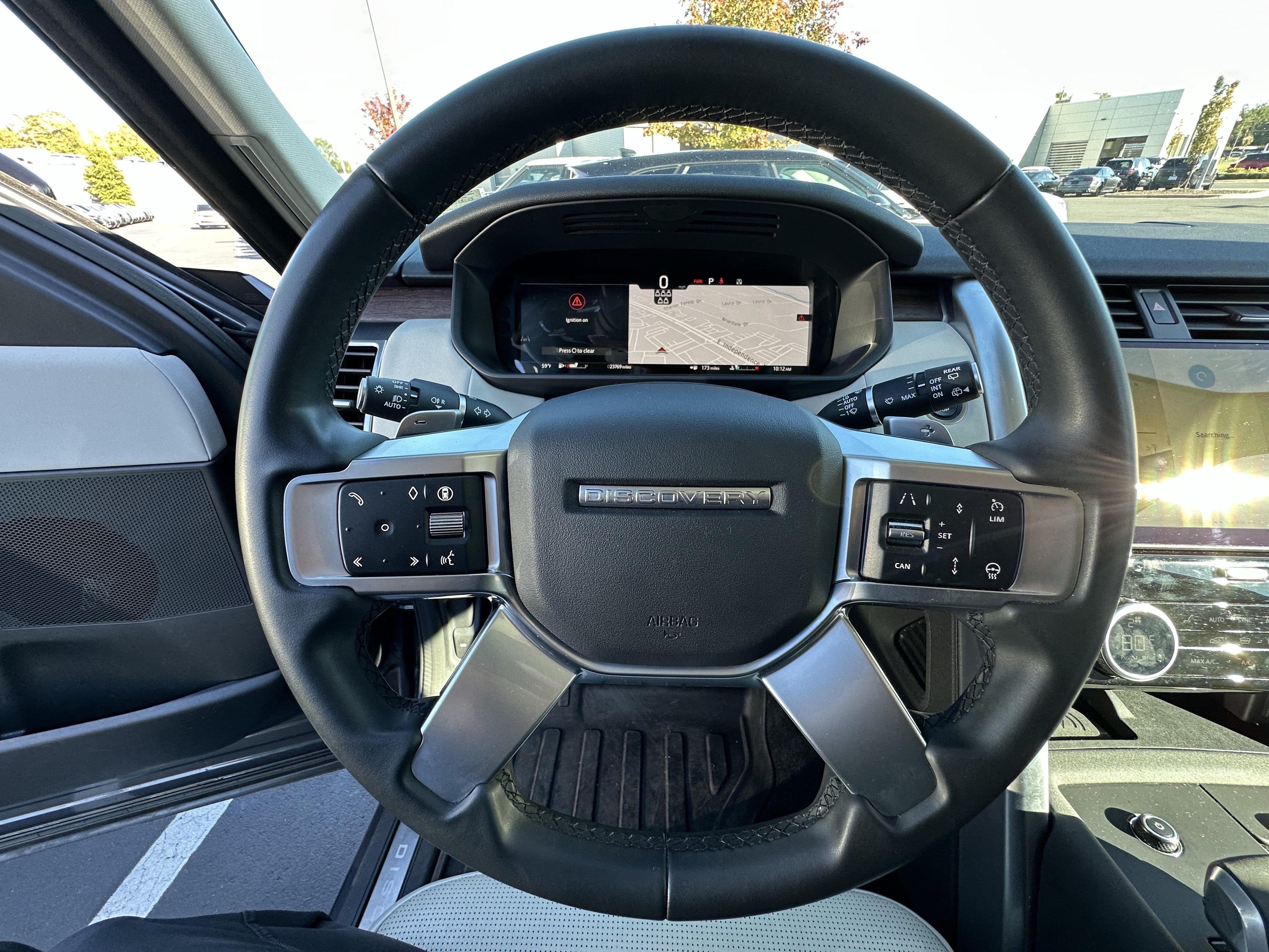 Certified 2024 Land Rover Discovery S AWD/4WD image 20