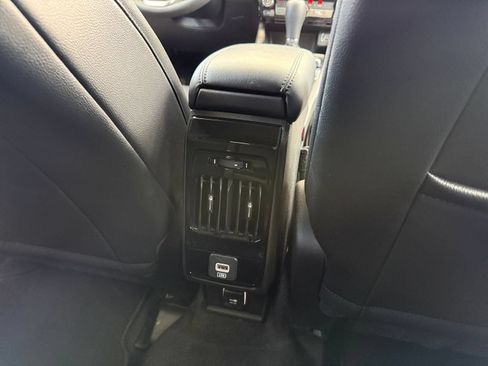 Used 2025 Jeep Compass Latitude AWD/4WD image 23