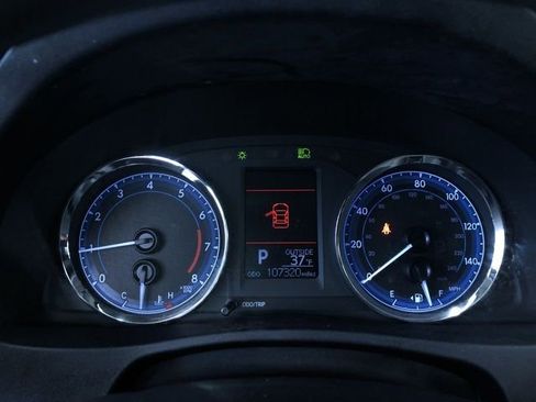 Used 2019 Toyota Corolla LE image 30