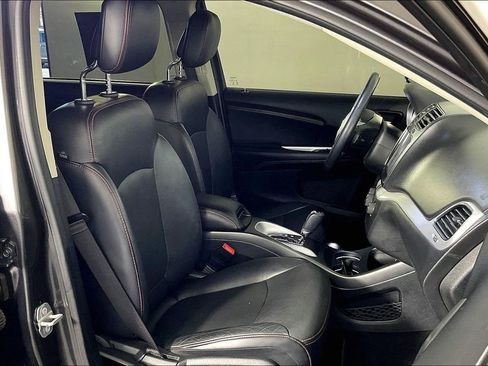 Used 2018 Dodge Journey GT image 10