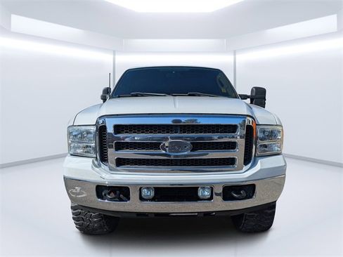 Used 2005 Ford F250 Lariat image 8