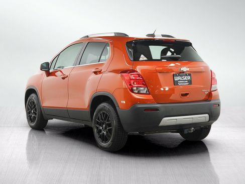 Used 2015 Chevrolet Trax LT w/ LT Plus Package AWD/4WD image 3