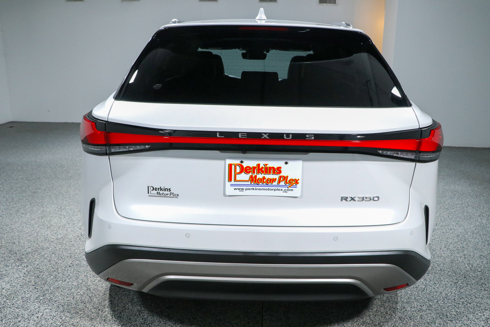 Used 2023 Lexus RX 350 Premium Plus w/ Cold Area Package FWD image 8