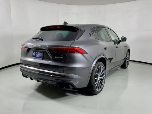 New 2026 Maserati Grecale Modena AWD/4WD image 2
