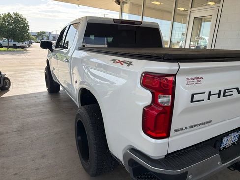 Used 2020 Chevrolet Silverado 1500 LTZ w/ LTZ Plus Package AWD/4WD image 3