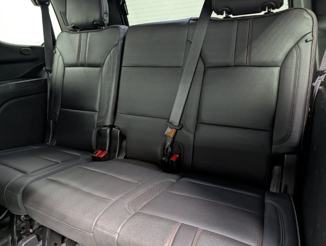 Used 2022 Chevrolet Tahoe RST w/ Luxury Package AWD/4WD image 16
