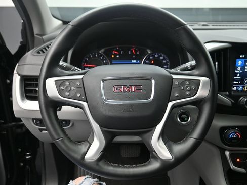 Used 2024 GMC Terrain SLT FWD image 6