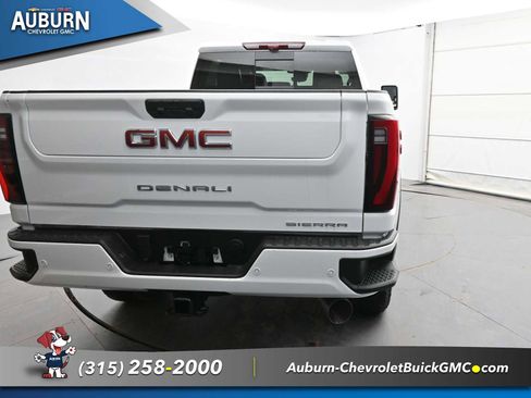 New 2026 GMC Sierra 2500 Denali w/ Denali Reserve Package image 4