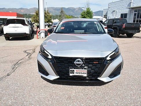 New 2025 Nissan Altima 2.5 SR w/ SR Premium Package image 2