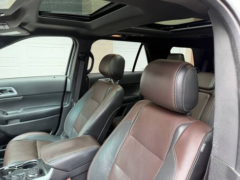 Used 2015 Ford Explorer Sport w/ Equipment Group 401A AWD/4WD image 15
