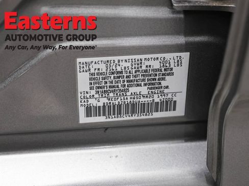 Used 2024 Nissan Sentra SV FWD image 35