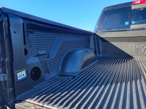 Used 2022 RAM 2500 Big Horn w/ Level C Equiment Group image 11