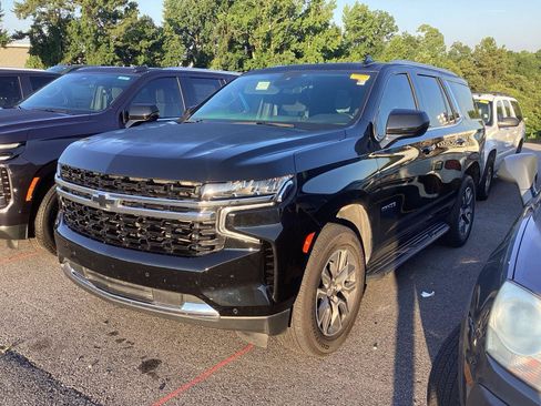Used 2024 Chevrolet Tahoe LS w/ Driver Alert Package RWD image 3