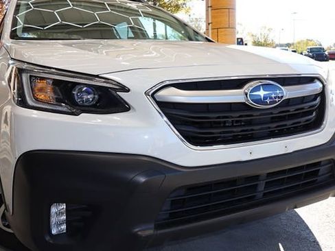 Used 2022 Subaru Outback Premium image 41