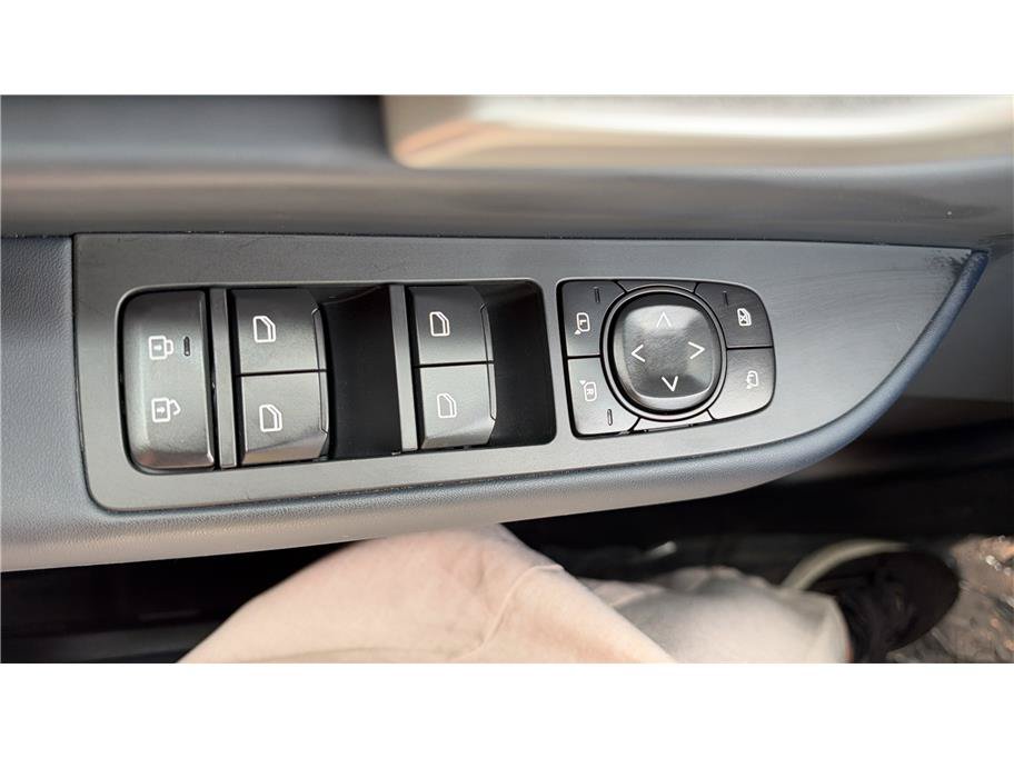 Used 2023 Fisker Ocean Extreme AWD/4WD image 40