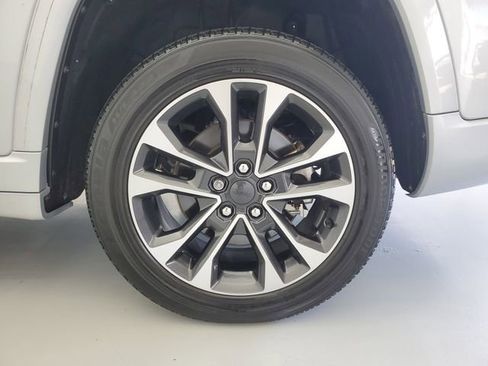 Used 2021 Jeep Grand Cherokee L Overland w/ Luxury Tech Group IV image 11