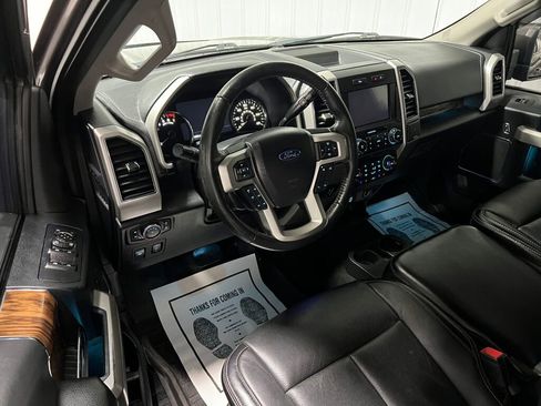 Used 2018 Ford F150 Lariat image 2