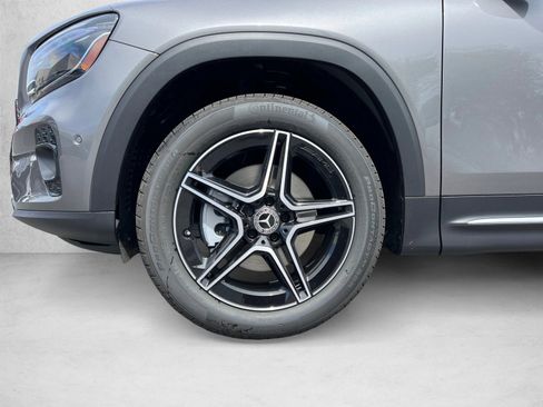 New 2026 Mercedes-Benz GLB 250 4MATIC image 9