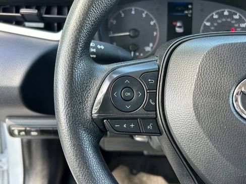 Used 2024 Toyota Corolla LE FWD image 19