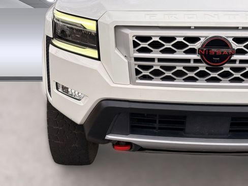 Used 2022 Nissan Frontier PRO-4X w/ Pro-4X Premium Package image 11